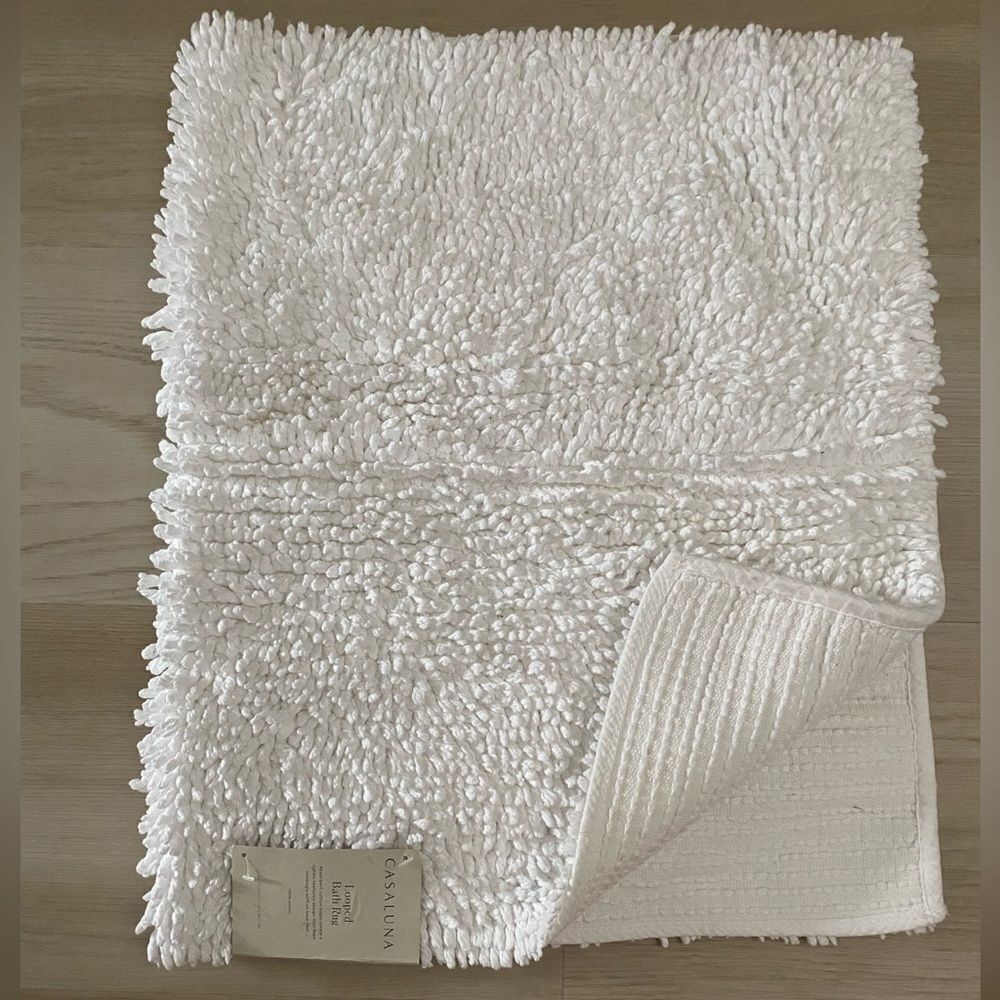 Casaluna Textured White Bath Mat 21x32” Rug